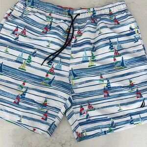 Men’s Nautica swim suit, size large, perfect condition